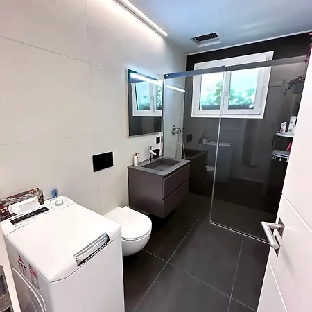 Apartment Wonderful Apartament, Near The Lake Lugano